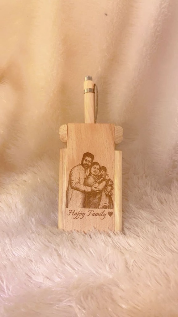 Wooden keepsake